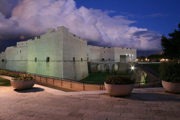 Bed And Breakfast Charming House Barletta Dış mekan fotoğraf